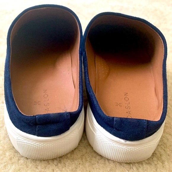 Caslon Navy Suede Slip On Sneakers Size 6 - Picture 6 of 7